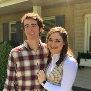 Meet your Posher, Alex